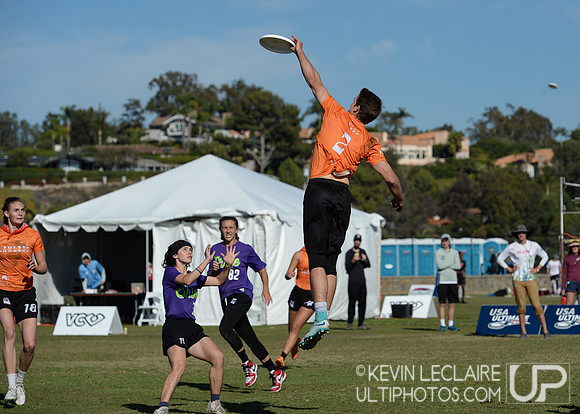 Lawless vs Shine - USA Ultimate Club Champs 2021 Pool Play Actio