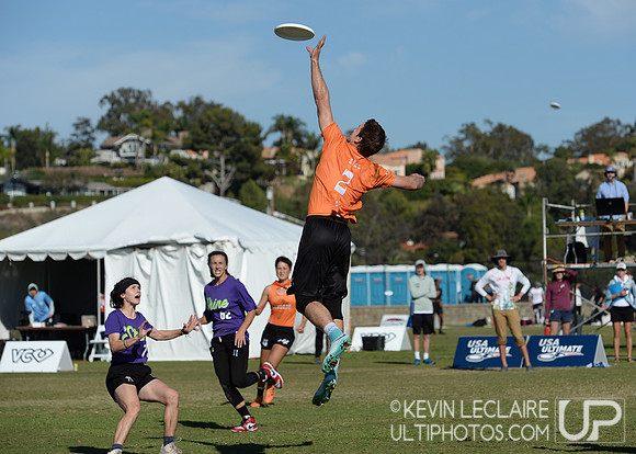 Lawless vs Shine - USA Ultimate Club Champs 2021 Pool Play Actio