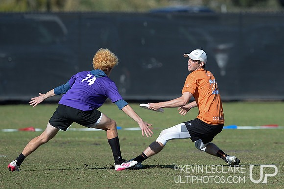 Lawless vs Shine - USA Ultimate Club Champs 2021 Pool Play Actio