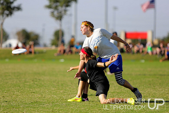 Women's Semis - 2014 USAU National Championships