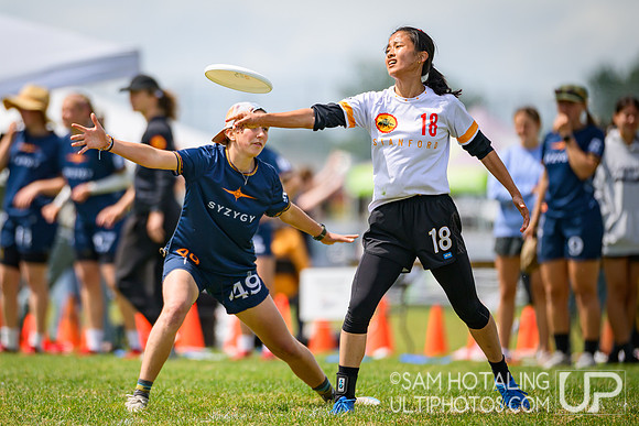 Highlights: quarterfinals at USAU D-I College Championships