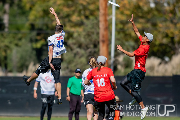 Mixed semifinals at the USAU National Club Championships. October 26, 2019
