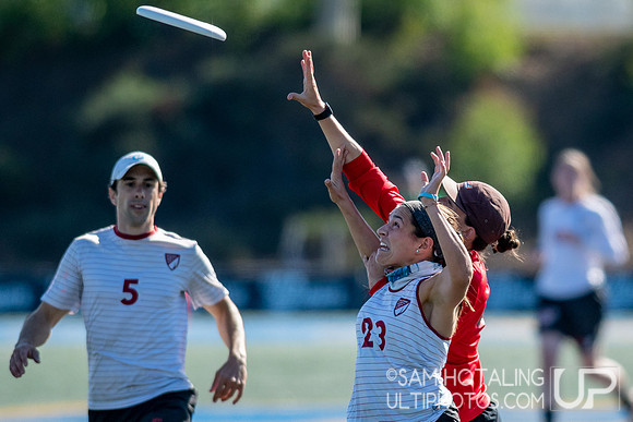 Mixed semifinals at the USAU National Club Championships. October 26, 2019