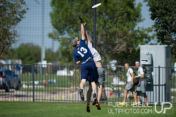 USAU_Nationals_2013_Thursday_20131017_134215_JBP1537