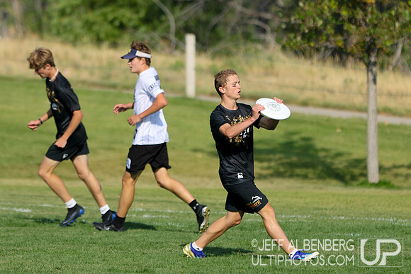 Pool play at USAU Youth Club Championships