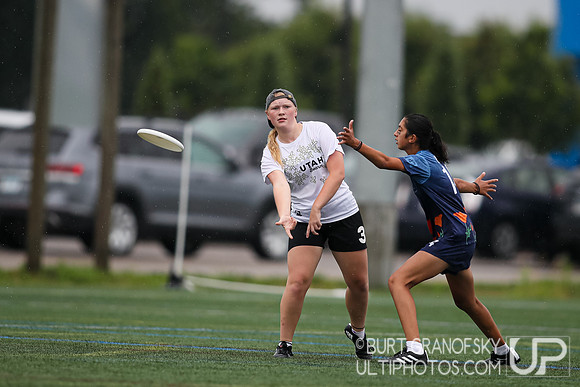 USA Ultimate YCC 2022 -- U17 Girls Sat Action