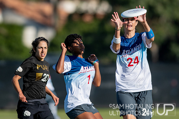 Womxn’s pool play at the USAU National Club Championships. October 24, 2019