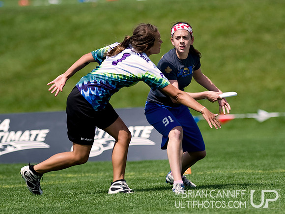Saturday 10:30am round -- 2011 USAU College Championships