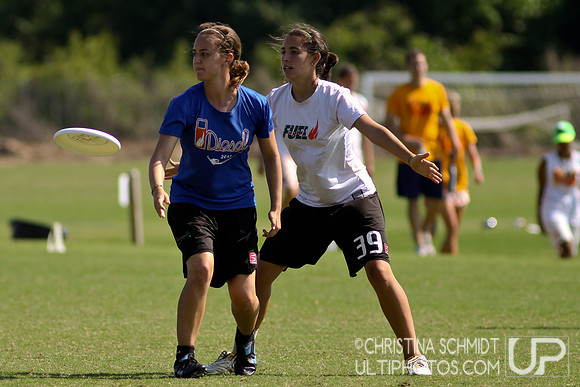 Saturday Women's Round 4 -- 2012 D-I SE Regionals