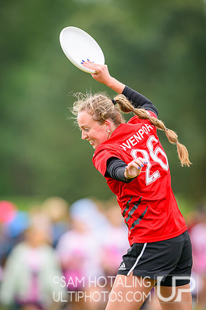 Davenport Panthers vs Middlebury Pranksters in quarterfinals at USAU D-III College Championships