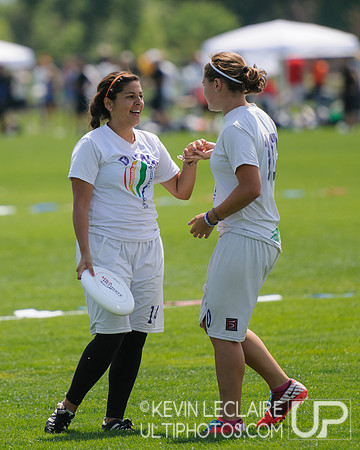 2012 USAU D-I College Championships Friday Action