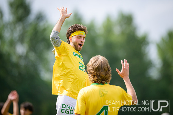 Pool play at USAU D-I College Championships