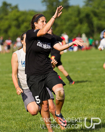 2014 USAU D-I College Champs Sunday Action