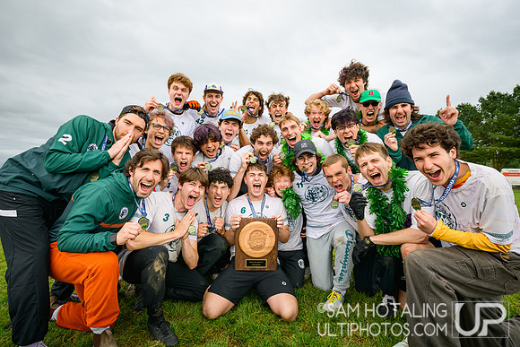Highlights: Lewis & Clark Bacchus vs Middlebury Pranksters (M) in finals at USAU D-III College Championships