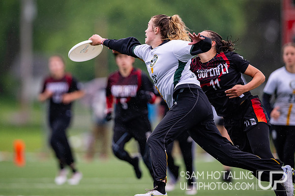 Semifinals at USAU DI College Championships