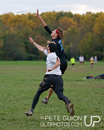 Round 4 Pool Play action from Patriot Games 2011.