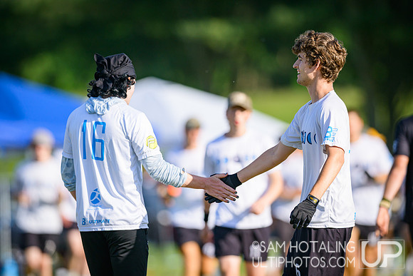 Pre-quarterfinals at USAU D-I College Championships