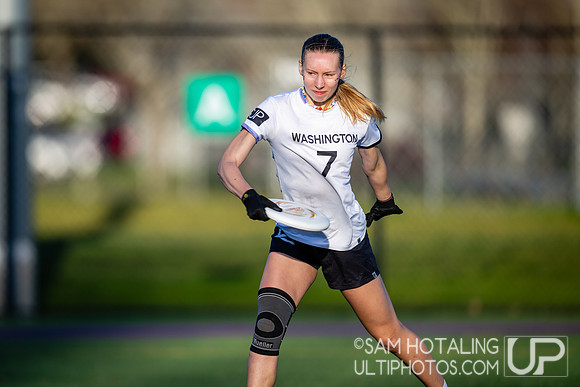 UW Element vs BYU in Friday Night Showcase Game at Northwest Challenge