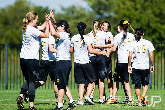USAU_Nationals_2013_Thursday_20131017_113107_JBP0912