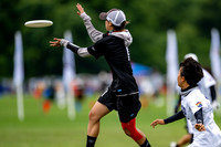 TOKYO Mavericks vs MUD in pool play at World Ultimate Club Championships