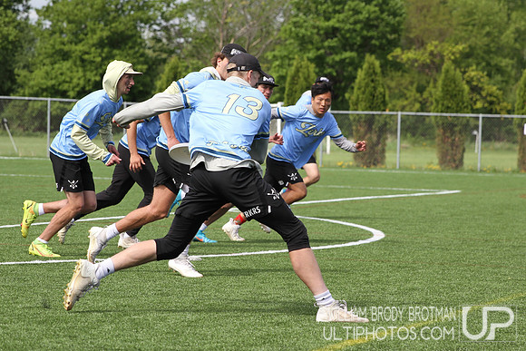 Day 3 of USA Ultimate 2022 D-III College Championships