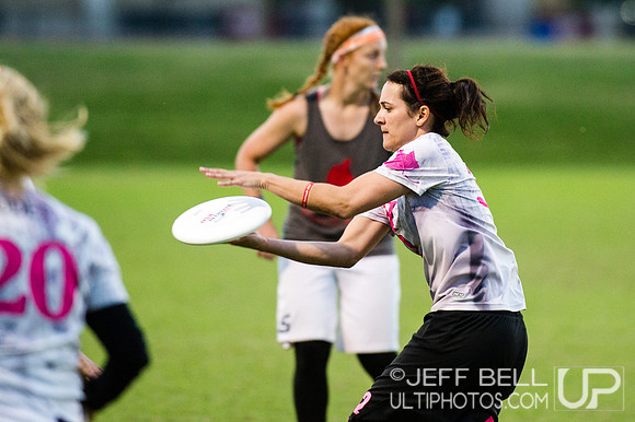 USAU_Nationals_2013_Friday_20131018_183756_JBP6930
