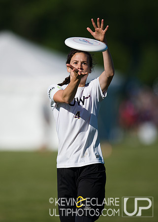 2014 USAU D-I College Champs Saturday Round 1 Action