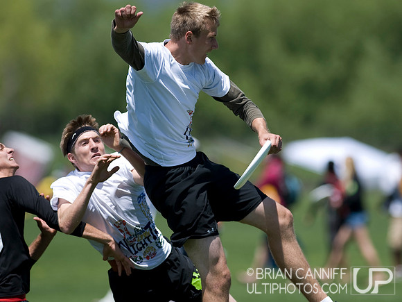 Friday 12:30pm Round -- 2011 College Nationals