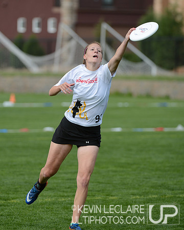 2012 USAU D-I College Championships Friday Round 1 Action