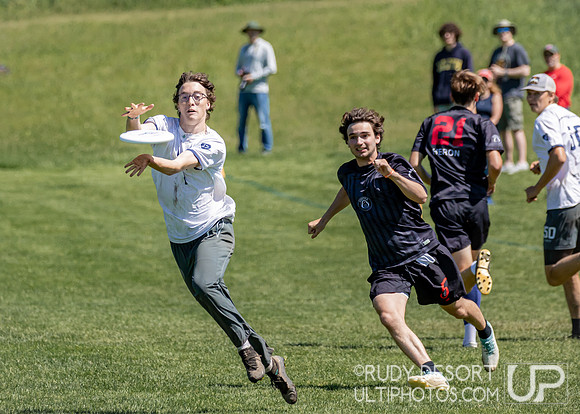 2024 USA Ultimate Division I College Championships ©
