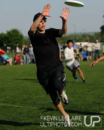 2012 USAU D-I College Championships Friday Action