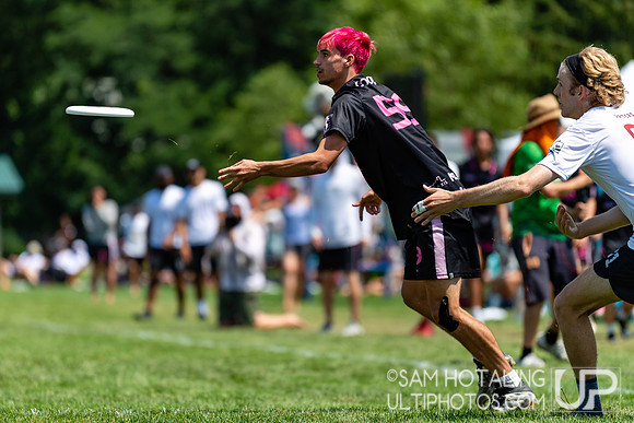 Mooncatchers vs Seattle Sockeye in quarterfinals at World Ultimate Club Championships