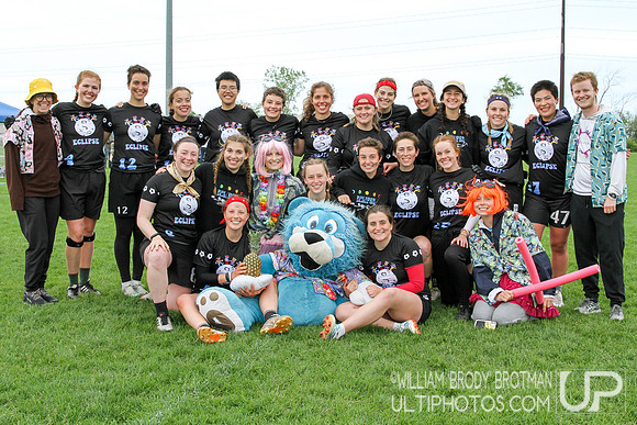 Day 1 of USA Ultimate 2022 D-III College Championships.