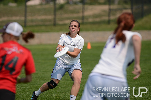 2012 USAU D-I College Championships Saturday Action