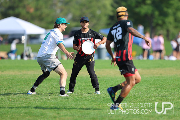 Friday action at the USA Ultimate International Club Championshi