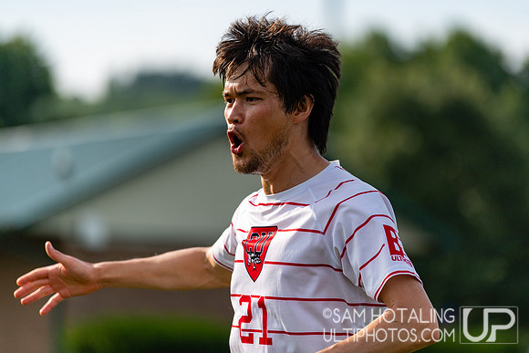 Clapham Ultimate vs Melbourne Ellipsis in pool play at World Ultimate Club Championships