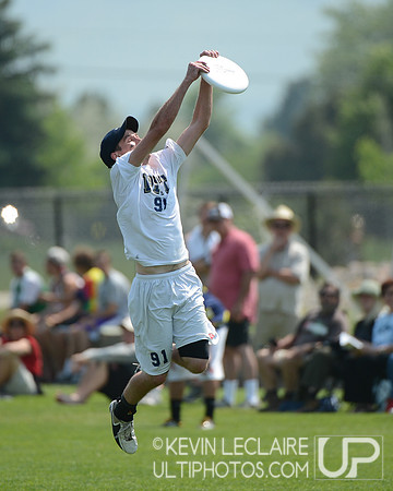 2012 USAU D-I College Championships Saturday Action