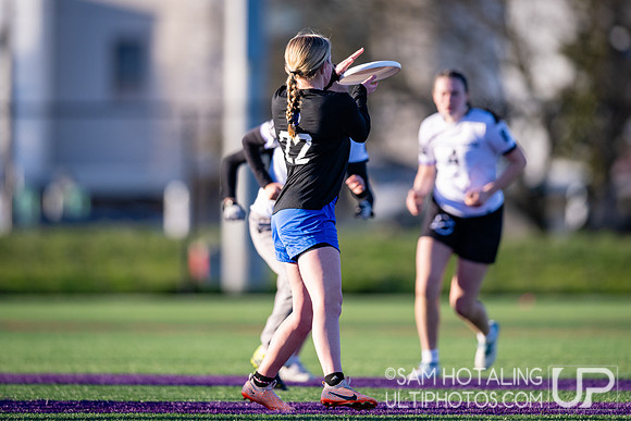 University of Washington vs BYU exhibition game at Northwest Challenge