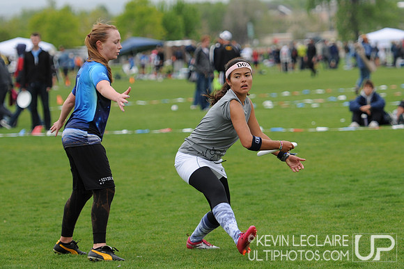 Sunday 8:30am Quarterfinals Round Action -- 2011 USAU College Championships