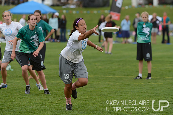 2012 USAU D-I College Championships Friday Action