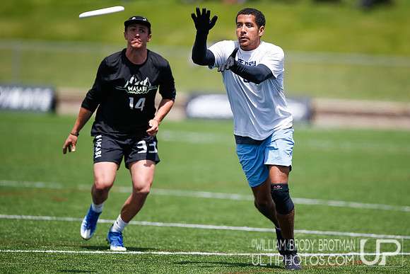Day 2 of USA Ultimate 2022 D-III College Championships