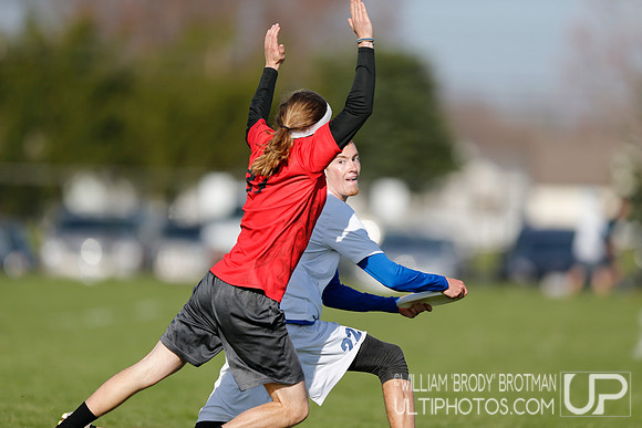 Saturday Action - USA Ultimate 2014 College Division I Ohio Valley Regional Tournament