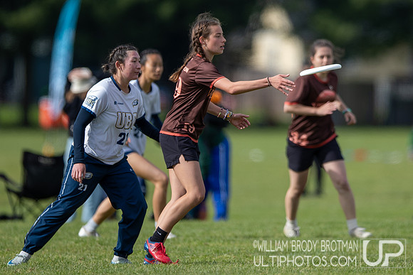 Day 1 of the USA Ultimate D-I College Championships