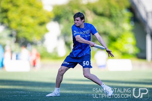 Oakland Spiders at Seattle Cascades in the UFA Regular Season