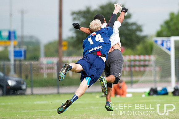 USAU_Nationals_2013_Friday_20131018_101559_JBP3738