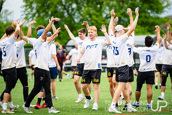 Men’s pool play at USAU DI College Championships