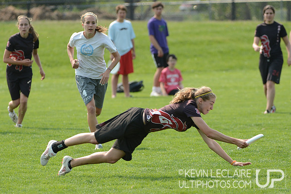 2012 USAU D-I College Championships Saturday Action