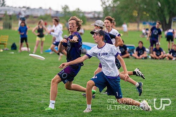 Pool play at 2024 USAU Youth Club Championship