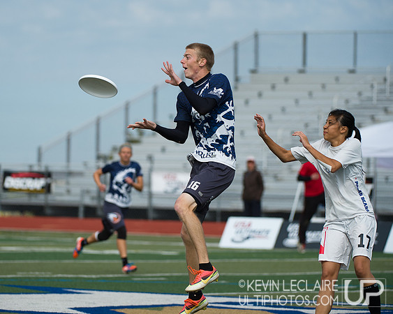 Drag'n Thrust vs. Polar Bears -- 2013 Mixed National Championshi