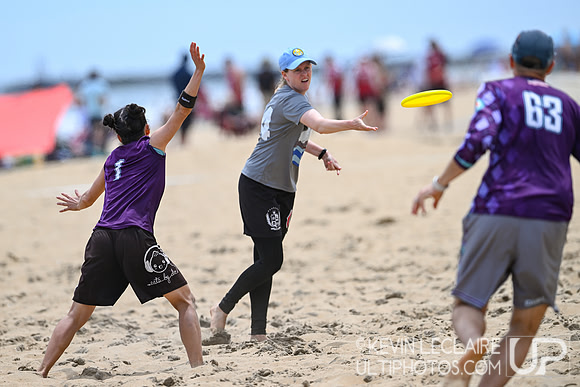 Johnny Blue vs Dial-up a Charm GM Mixed Final - 2025 Beach Champ